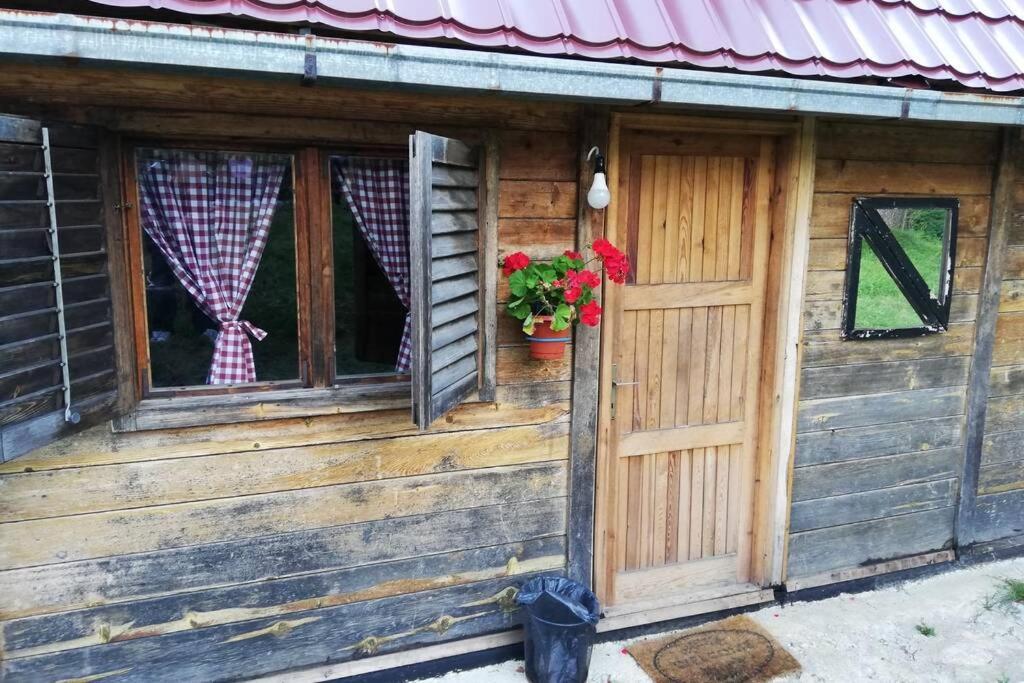 Log Cabin Uvac Nova Varoš Extérieur photo