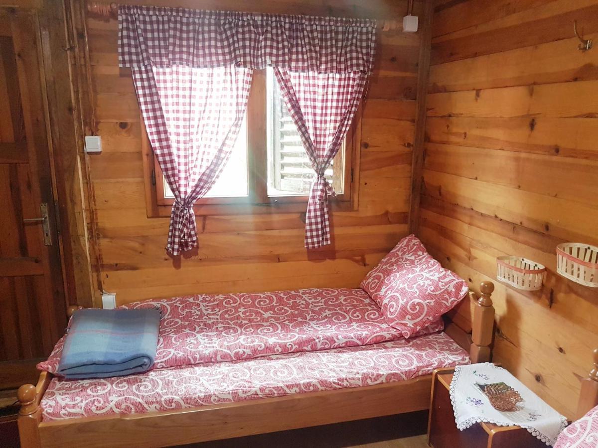 Log Cabin Uvac Nova Varoš Extérieur photo