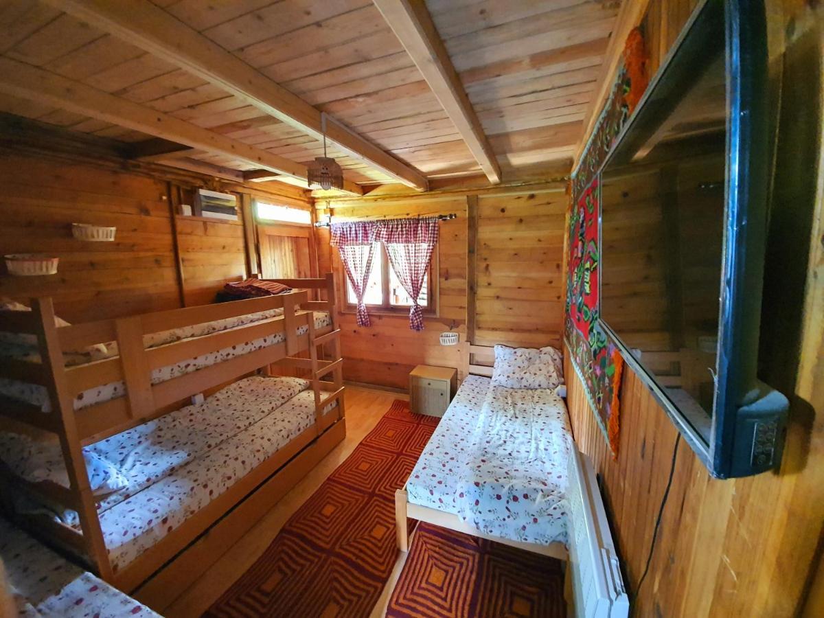 Log Cabin Uvac Nova Varoš Extérieur photo